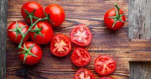 9 Manfaat Makan Buah Tomat untuk Kesehatan Anak | Popmama.com